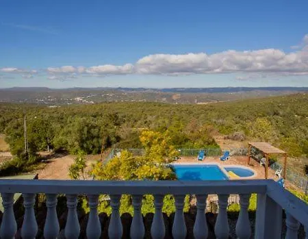 Almancil Sleeps 9 Pool Wifi Vale de Rosas